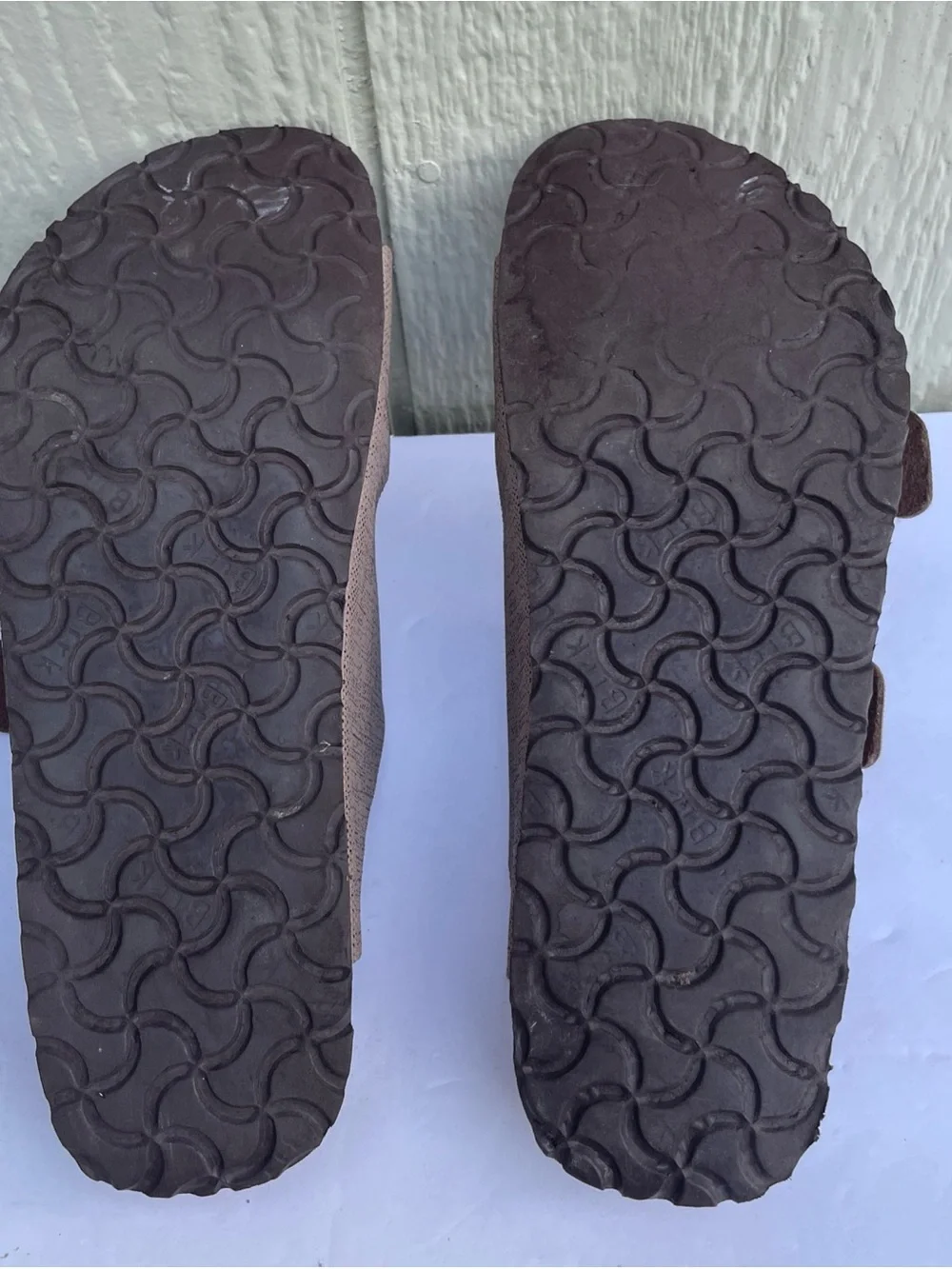BIRKENSTOCK Paoillio Mens 9 W 11 Arizona Birkibuc Sandals Brown FLAW